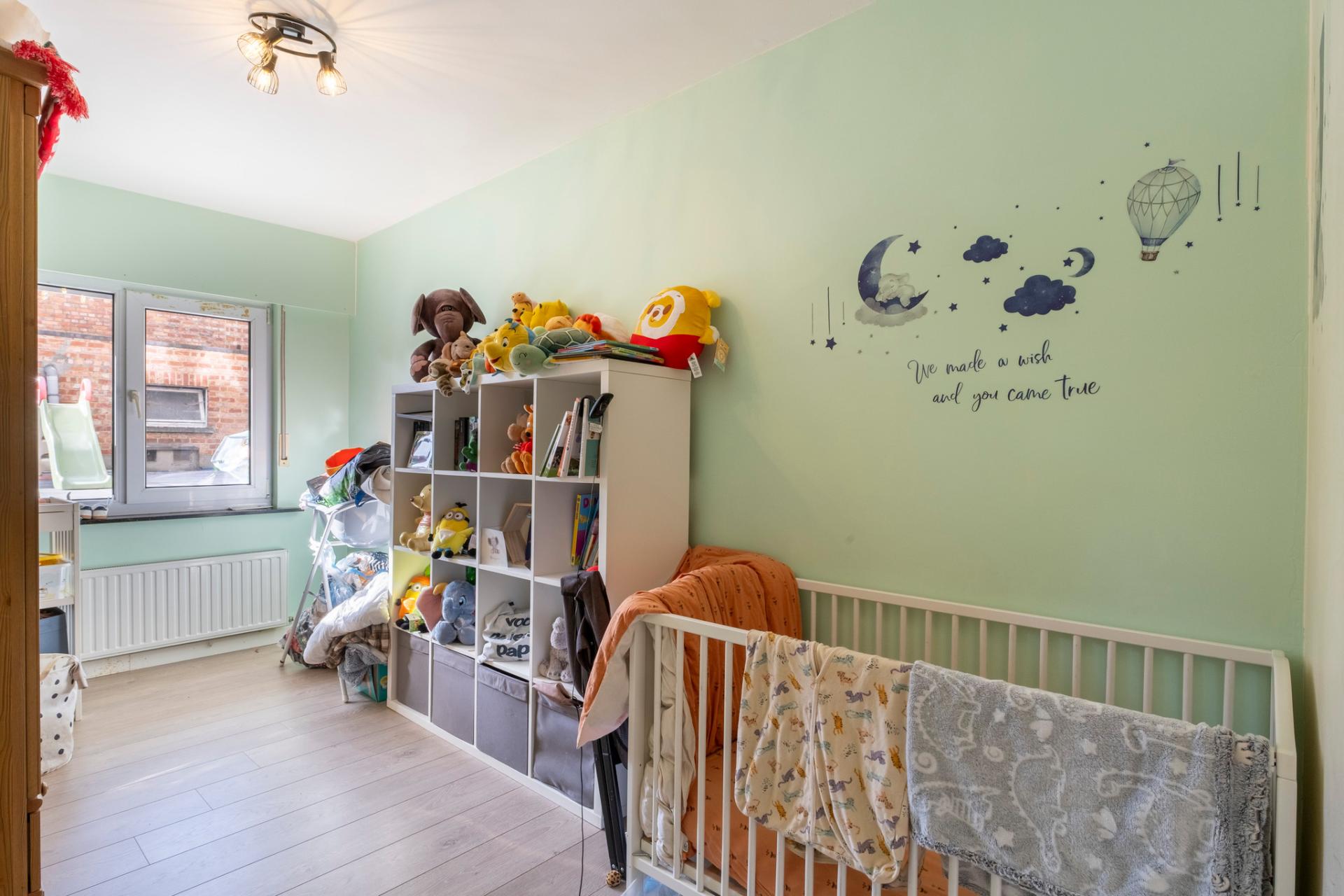 Gelijkvloers appartement te koop in Schoten met terras — foto