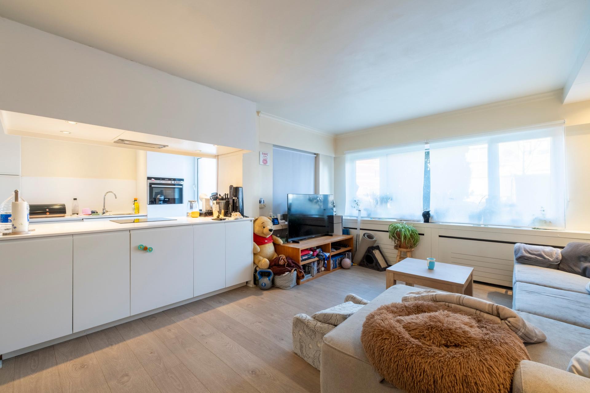 Gelijkvloers appartement te koop in Schoten met terras — foto